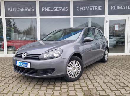 Volkswagen - Golf
