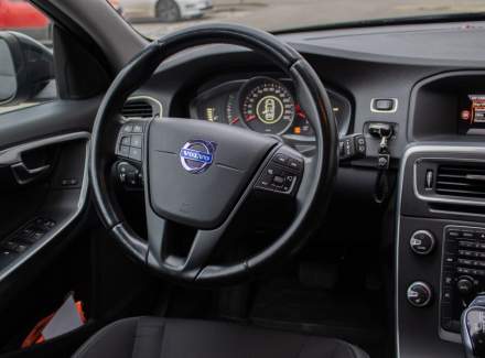 Volvo - V60