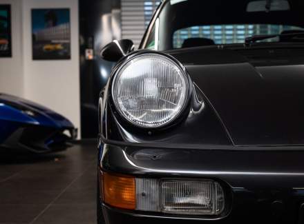 Porsche - 911
