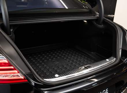 Mercedes-Benz - S-class