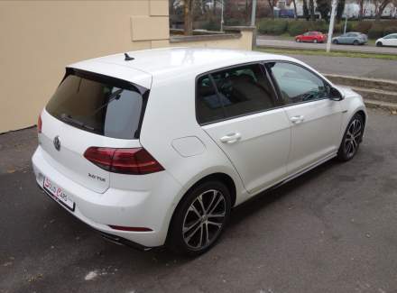 Volkswagen - Golf