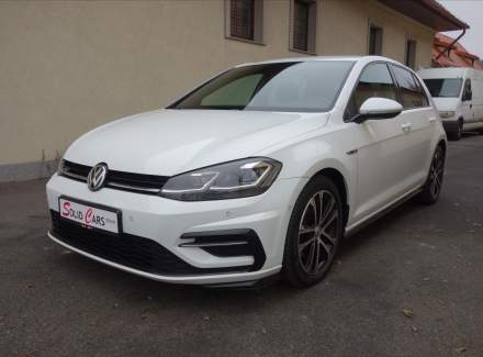 Volkswagen - Golf