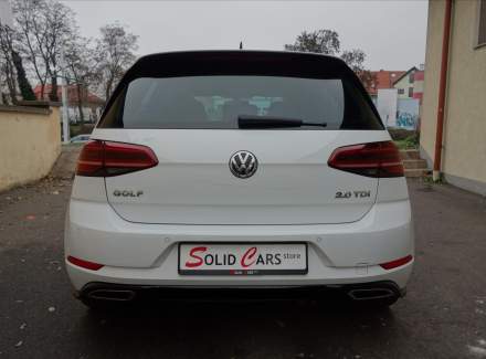 Volkswagen - Golf