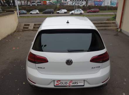 Volkswagen - Golf