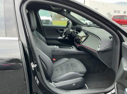 Mercedes-Benz - E-class