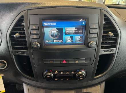 Mercedes-Benz - Vito
