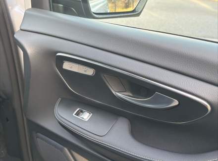 Mercedes-Benz - V-class