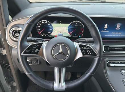 Mercedes-Benz - V-class