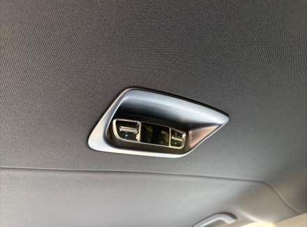 Mercedes-Benz - V-class