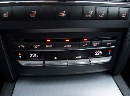 Mercedes-Benz - E-class