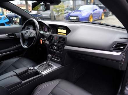 Mercedes-Benz - E-class