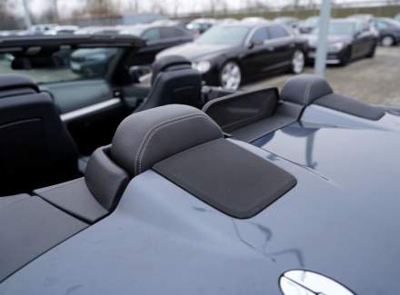 Mercedes-Benz - E-class