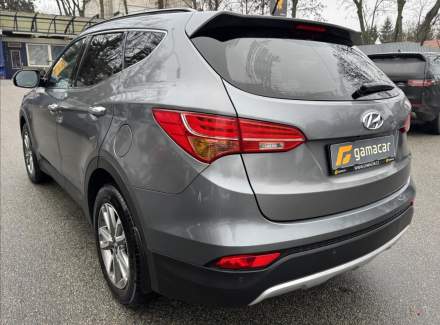 Hyundai - Santa FE