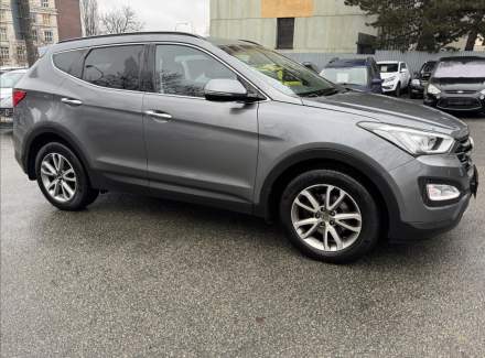 Hyundai - Santa FE