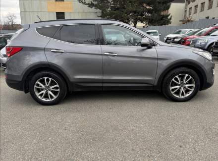 Hyundai - Santa FE