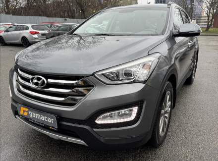 Hyundai - Santa FE