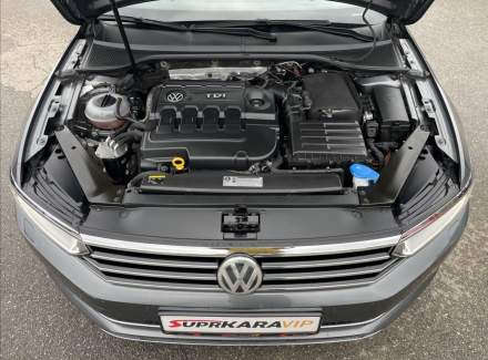 Volkswagen - Passat