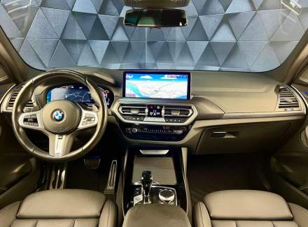 BMW - X3