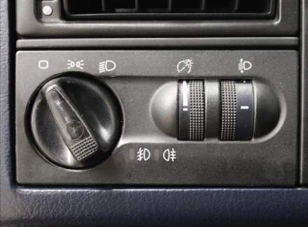 Volkswagen - Caravelle