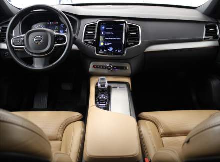 Volvo - XC90