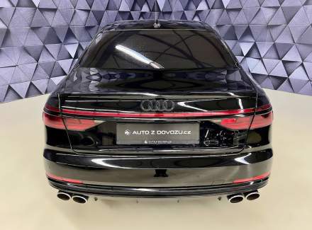 Audi - S8