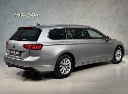 Volkswagen - Passat