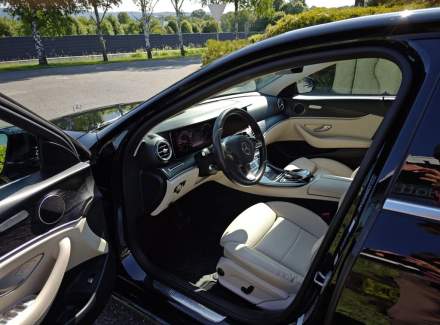 Mercedes-Benz - E-class