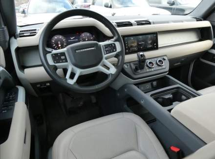 Land Rover - Defender