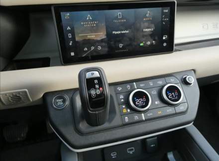 Land Rover - Defender