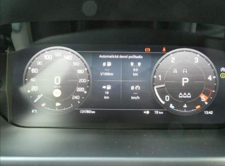 Land Rover - Defender