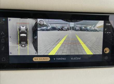 Land Rover - Defender