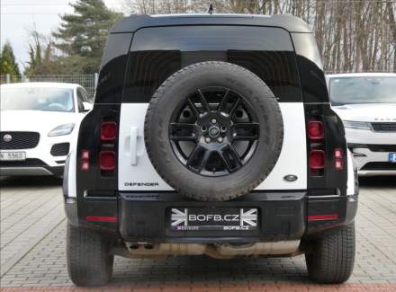 Land Rover - Defender
