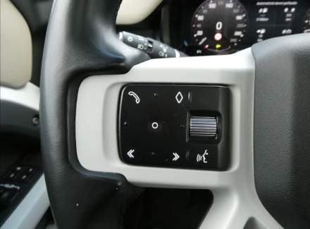 Land Rover - Defender