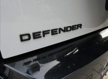 Land Rover - Defender