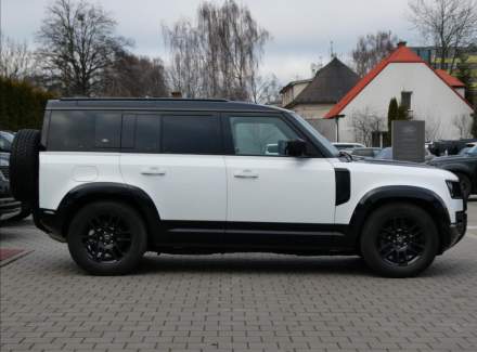 Land Rover - Defender