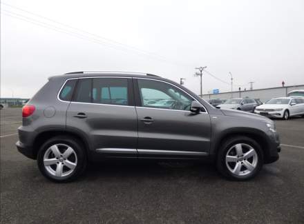 Volkswagen - Tiguan