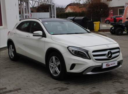 Mercedes-Benz - GLA