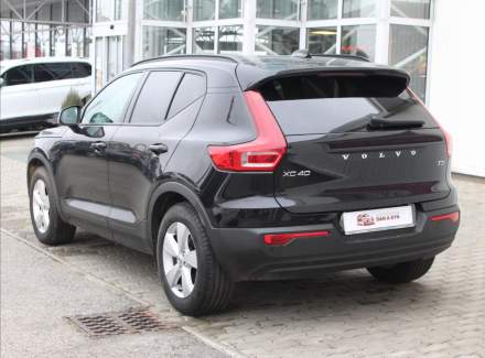 Volvo - XC40