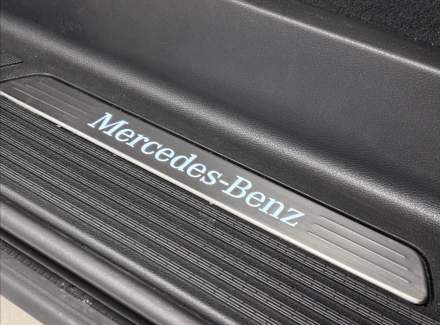 Mercedes-Benz - V-class