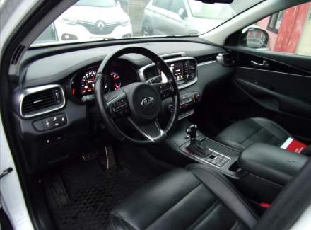 Kia - Sorento