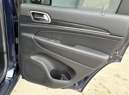 Jeep - Grand Cherokee