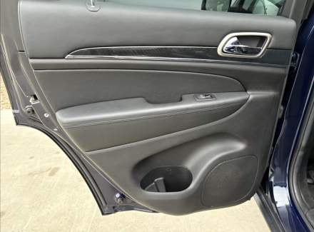 Jeep - Grand Cherokee