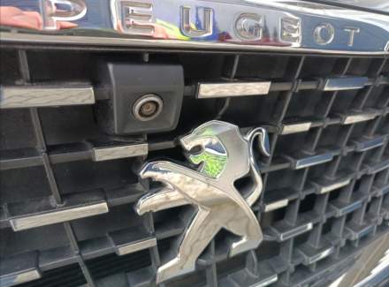 Peugeot - 3008