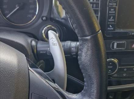 Mitsubishi - Outlander