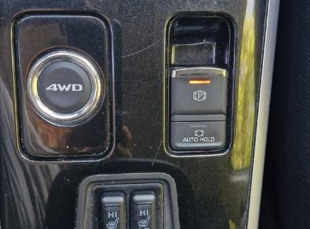 Mitsubishi - Outlander