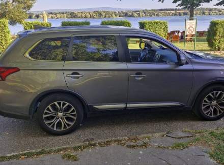 Mitsubishi - Outlander