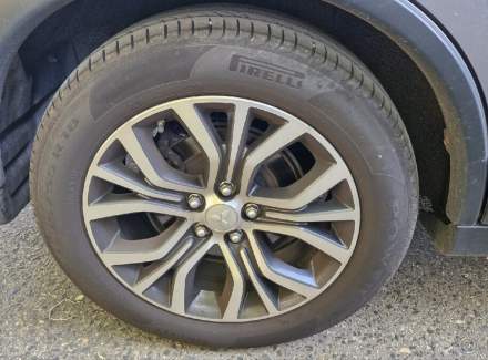 Mitsubishi - Outlander