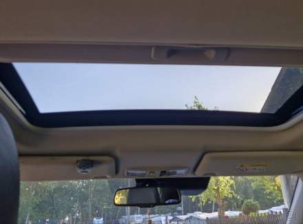 Mitsubishi - Outlander