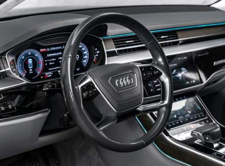 Audi - A8