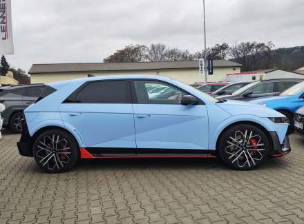 Hyundai - IONIQ 5